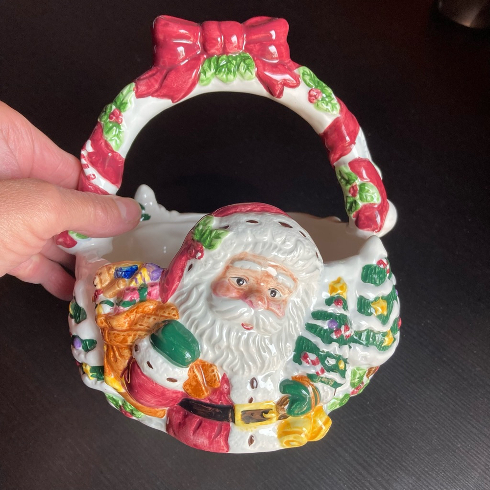 Vintage Holiday Santa Basket - White & Red Christmas Decor basket